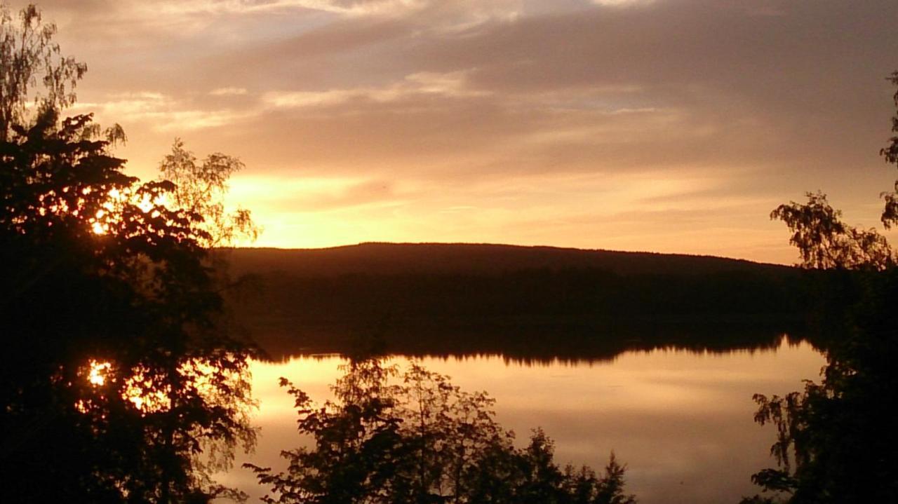 Roeda Stugan Hedemora المظهر الخارجي الصورة